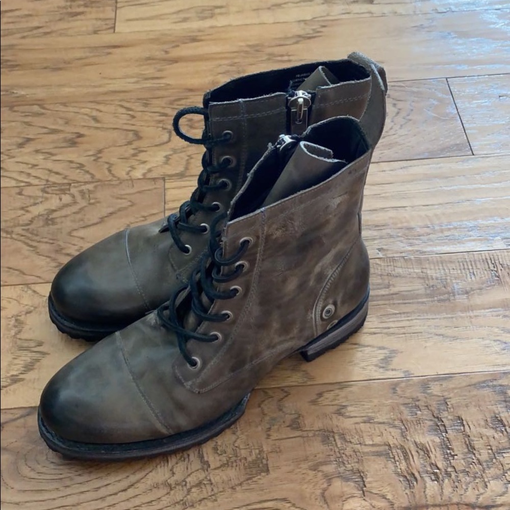 Free Bird boots